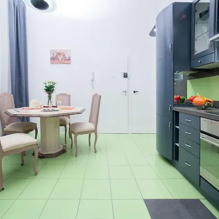 Domus Warszawa...high Standard, Top Location 公寓